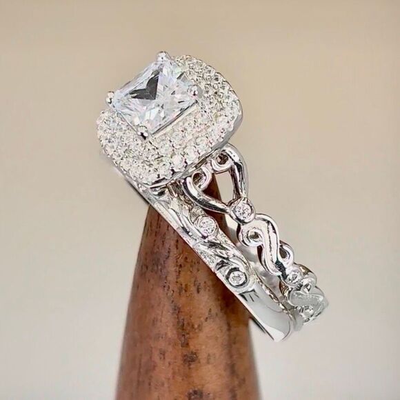 Sterling Silver Clear CZ Vintage Engagement Ring Set New - Picture 10 of 13